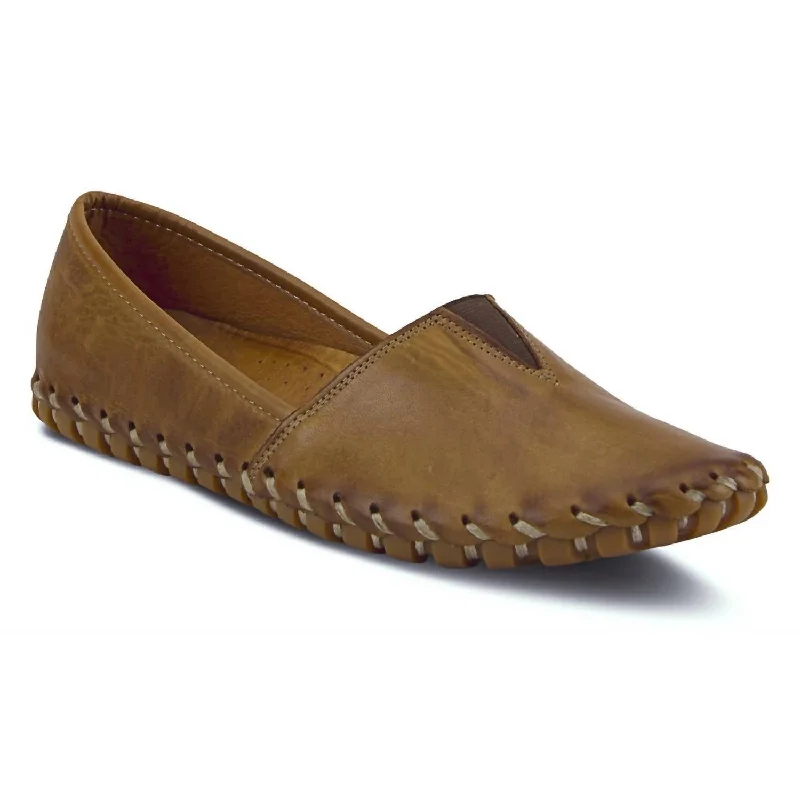 Flats with modern vibes-Women's Kathaleta Slip On Shoes In Brown