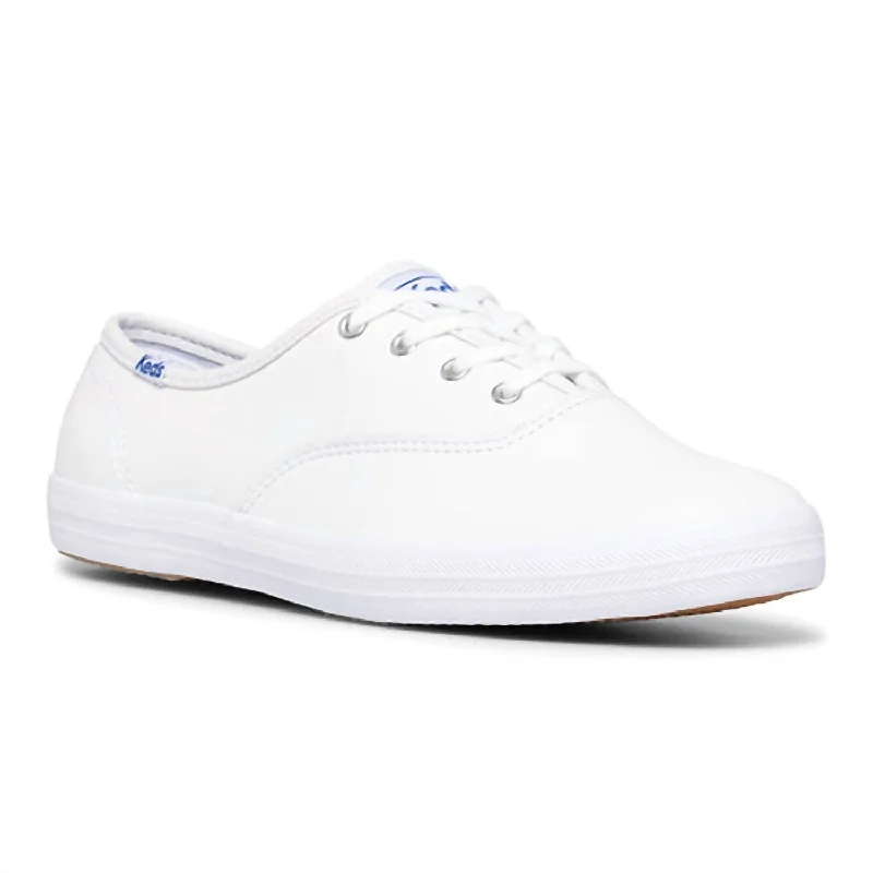 You have not enough Humanizer words left. Upgrade your Surfer plan.Women's Champion Originals Leather Sneaker In White