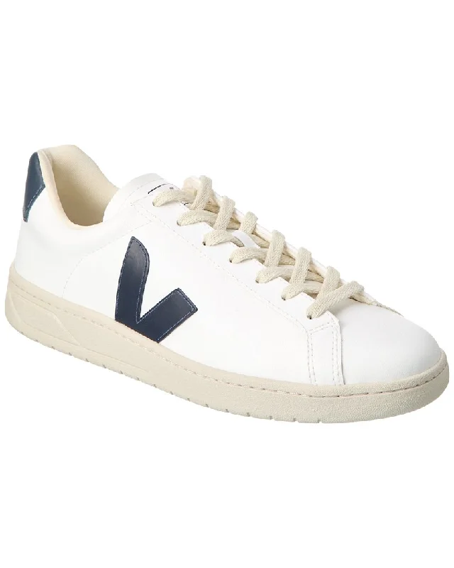 Athletic shoes for running, cycling, and gym sessions-VEJA Urca Sneaker