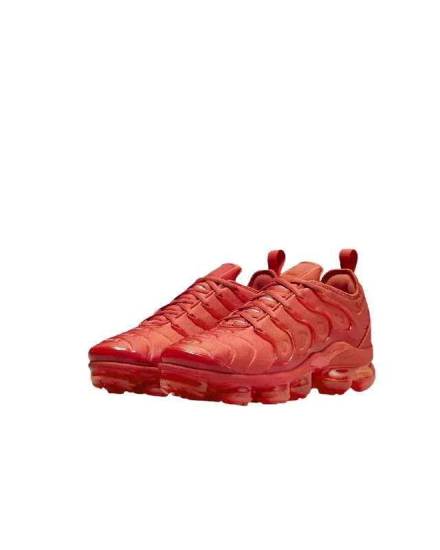 Lightweight athletic shoes-Women's Air Vapormax Plus Sneakers In Mantra Orange/cinnabar-Orange