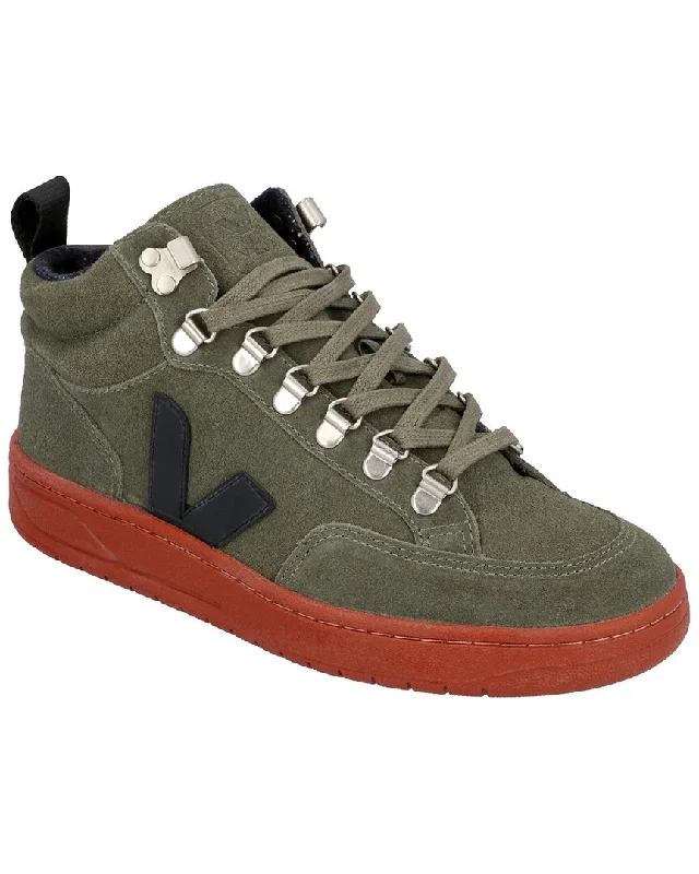 Athletic shoes for sportsmen with foot support needs-VEJA Roraima Sneaker