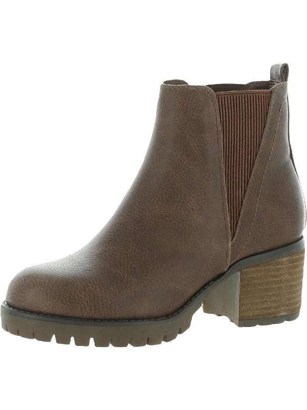 boots for fashion-conscious outdoor enthusiasts-Jody Womens Faux Leather Lug Sole Chelsea Boots