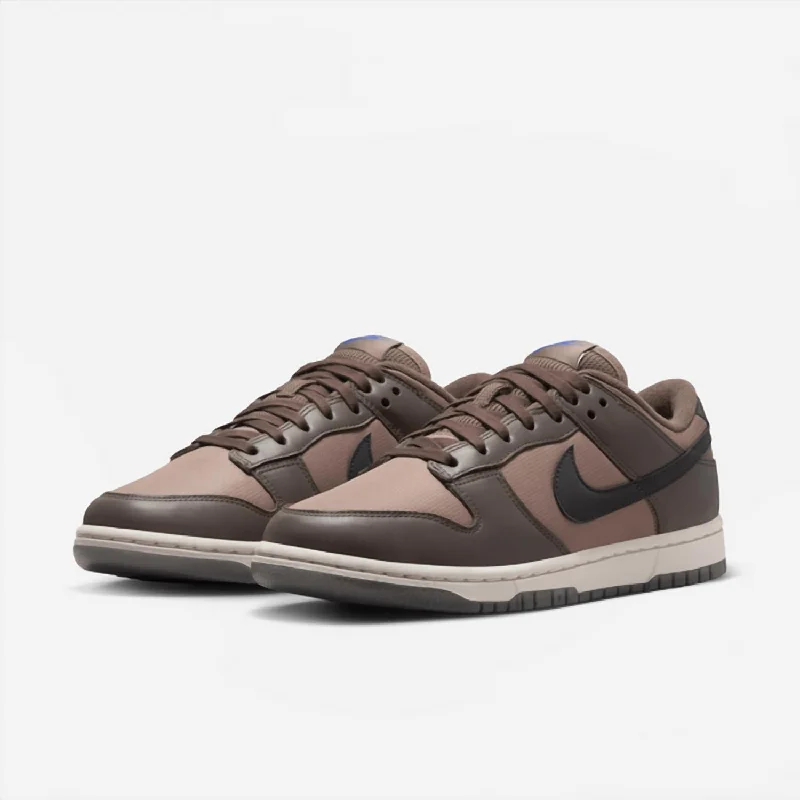 Athletic shoes with ankle support for stability-Women's Dunk Low Sneaker In Ironstone/anthracite-Mink Brown