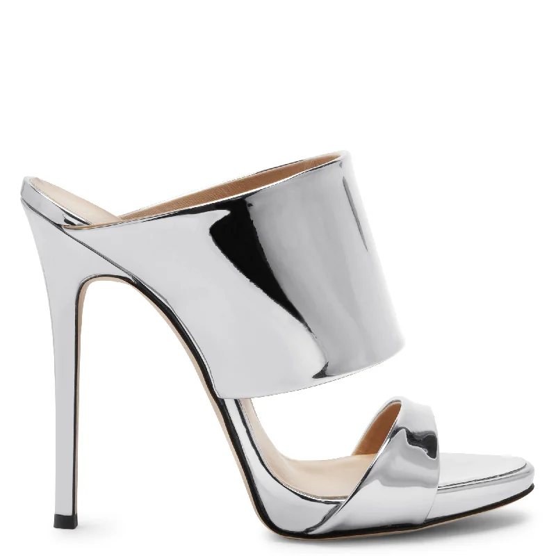 Sandals for the fashion-focused-Giuseppe Zanotti Andrea